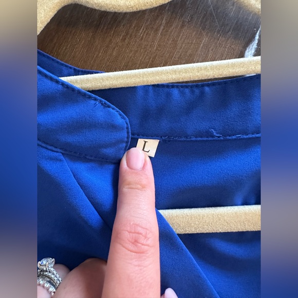 Royal Blue Split-Neck Short Sleeve Blouse - Size Large - Picture 2 of 3